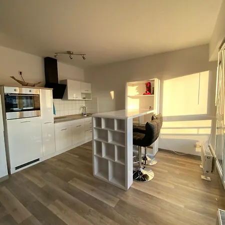 Ebert Enterprise Apartment *